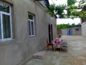 Satılır 5 otaqlı 750 m2 həyət evi Şirvan