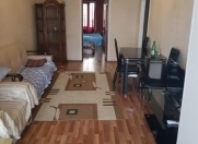 İcarəyə verilir 2 otaqlı 42 m2 köhnə tikili Elmlər Akademiyası m.