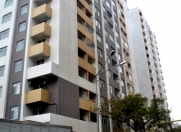 Satılır 2 otaqlı 66 m2 yeni tikili Qara Qarayev m.