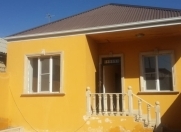 Satılır 3 otaqlı 150 m2 həyət evi Binəqədi