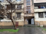 Satılır 4 otaqlı 100 m2 köhnə tikili Əhmədli