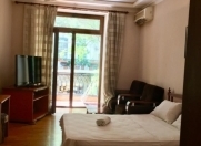 İcarəyə verilir 2 otaqlı 70 m2 köhnə tikili Sahil m.