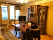 Satılır 3 otaqlı 120 m2 köhnə tikili 6 mkr