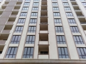 Satılır 3 otaqlı 148 m2 yeni tikili 28 May m.