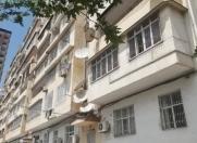 Satılır 4 otaqlı 140 m2 yeni tikili 8 mkr