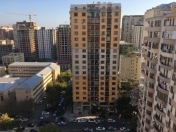 İcarəyə verilir 3 otaqlı 186 m2 yeni tikili Gənclik m.