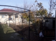 Satılır 3 otaqlı 90 m2 həyət evi Saray