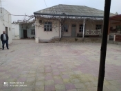 Satılır 4 otaqlı 2400 m2 həyət evi Xaşaxuna