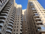 Satılır 3 otaqlı 141 m2 yeni tikili Elmlər Akademiyası m.
