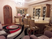 Satılır 3 otaqlı 137 m2 yeni tikili Gənclik m.