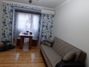 İcarəyə verilir 2 otaqlı 50 m2 köhnə tikili Elmlər Akademiyası m.