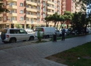 Satılır 2 otaqlı 65 m2 köhnə tikili Elmlər Akademiyası m.