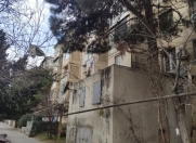 Satılır 3 otaqlı 75 m2 köhnə tikili Gənclik m.