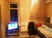 Satılır 2 otaqlı 47 m2 köhnə tikili 9 mkr