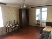 Satılır 1 otaqlı 50 m2 köhnə tikili 8 km