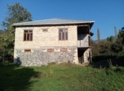 Satılır 8 otaqlı 7 m2 həyət evi Qax