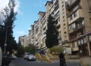 Satılır 5 otaqlı 120 m2 köhnə tikili 8 mkr
