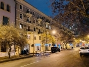 Satılır 3 otaqlı 90 m2 köhnə tikili Landmark