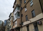 İcarəyə verilir 2 otaqlı 65 m2 köhnə tikili Elmlər Akademiyası m.