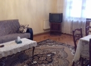 İcarəyə verilir 2 otaqlı 70 m2 köhnə tikili Xarici İşlər Nazirliyi