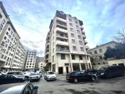 Satılır 3 otaqlı 80 m2 yeni tikili Heydər Əliyev Mərkəzi