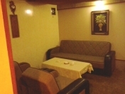 İcarəyə verilir 3 otaqlı 150 m2 köhnə tikili 28 may