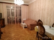 İcarəyə verilir 2 otaqlı 55 m2 köhnə tikili Hüseyn Cavid parkı