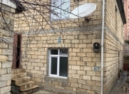 Satılır 6 otaqlı 280 m2 həyət evi İnşaatçılar m.