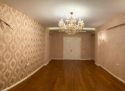 Satılır 3 otaqlı 140 m2 yeni tikili Səbail r.