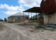 Satılır 5 otaqlı 650000 m2 obyekt Xaçmaz