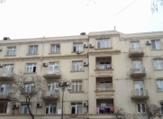 Satılır 3 otaqlı 86 m2 köhnə tikili Dostluq kinoteatrı