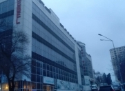 İcarəyə verilir 7 otaqlı 9000 m2 obyekt Neftçilər m.