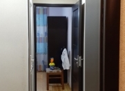 Satılır 4 otaqlı 70 m2 köhnə tikili Qara Qarayev m.