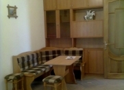 Satılır 4 otaqlı 110 m2 köhnə tikili İçəri Şəhər m.