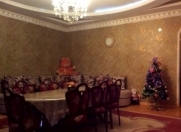 Satılır 2 otaqlı 100 m2 köhnə tikili Gəncə