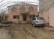 Satılır 7 otaqlı 400 m2 həyət evi Alatava 1