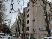 Satılır 2 otaqlı 52 m2 köhnə tikili Elmlər Akademiyası m.