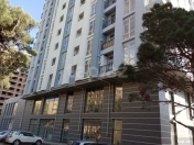 Satılır 3 otaqlı 78 m2 yeni tikili Badamdar