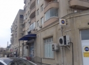 Satılır 1 otaqlı 53 m2 ofis Qara Qarayev m.