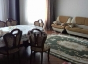 Satılır 4 otaqlı 90 m2 köhnə tikili Yeni Yasamal