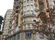 Satılır 3 otaqlı 150 m2 yeni tikili 8 mkr