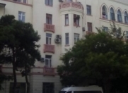 Satılır 3 otaqlı 90 m2 köhnə tikili Nəriman Nərimanov m.