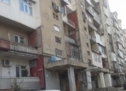 Satılır 5 otaqlı 120 m2 köhnə tikili Əhmədli m.