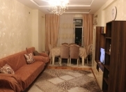 Satılır 2 otaqlı 60 m2 köhnə tikili Memar Əcəmi m.