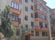 Satılır 2 otaqlı 58 m2 köhnə tikili 4 mkr