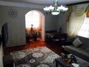 Satılır 3 otaqlı 64 m2 köhnə tikili 1 mkr