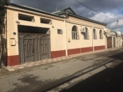 Satılır 5 otaqlı 170 m2 həyət evi Bakıxanov