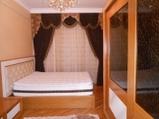 İcarəyə verilir 3 otaqlı 124 m2 yeni tikili Gənclik m.