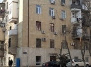 Satılır 2 otaqlı 55 m2 köhnə tikili Bakı Dövlət Universiteti