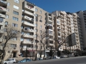Satılır 3 otaqlı 80 m2 köhnə tikili Ədliyyə Nazirliyi